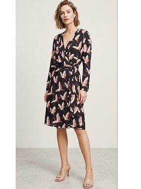 Mango Suit MNG Women's Pink Flamingo Wrap
Dress Size Large